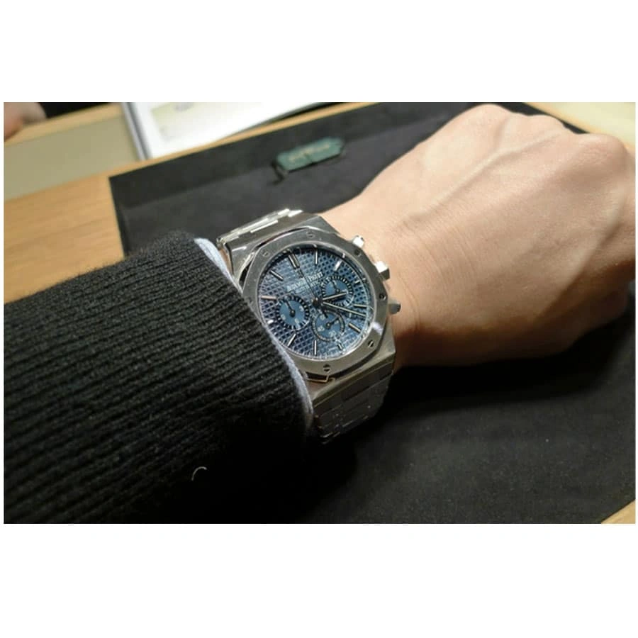 Audemars Piguet Royal Oak 26320ST.OO.1220ST.03 Top Replica 1: Neat 48