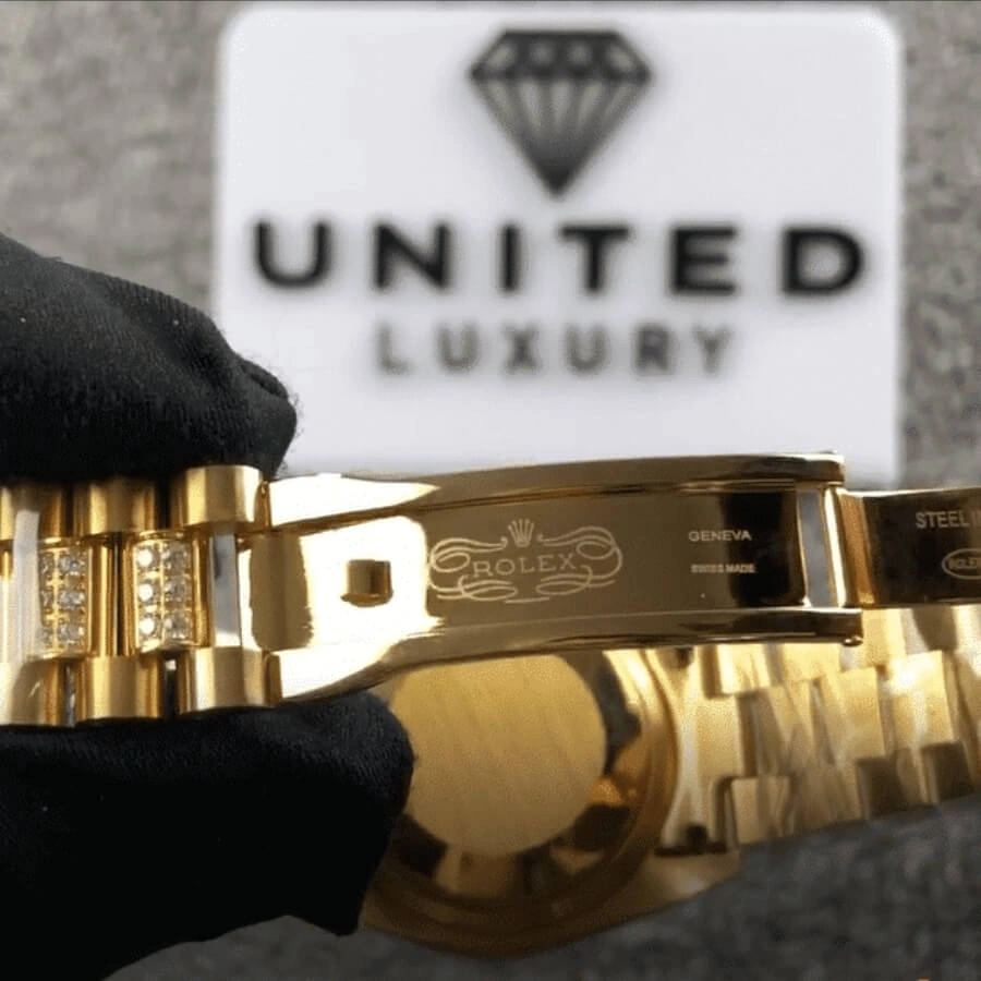 Youthful Rolex Day-Date 118348 “Iced Out” Deluxe Clone 1: 1077