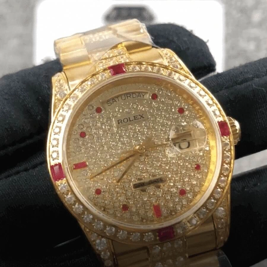 Flexible Rolex Yacht-Master 116625 “Iced Out” Supreme Clone Quality 1115